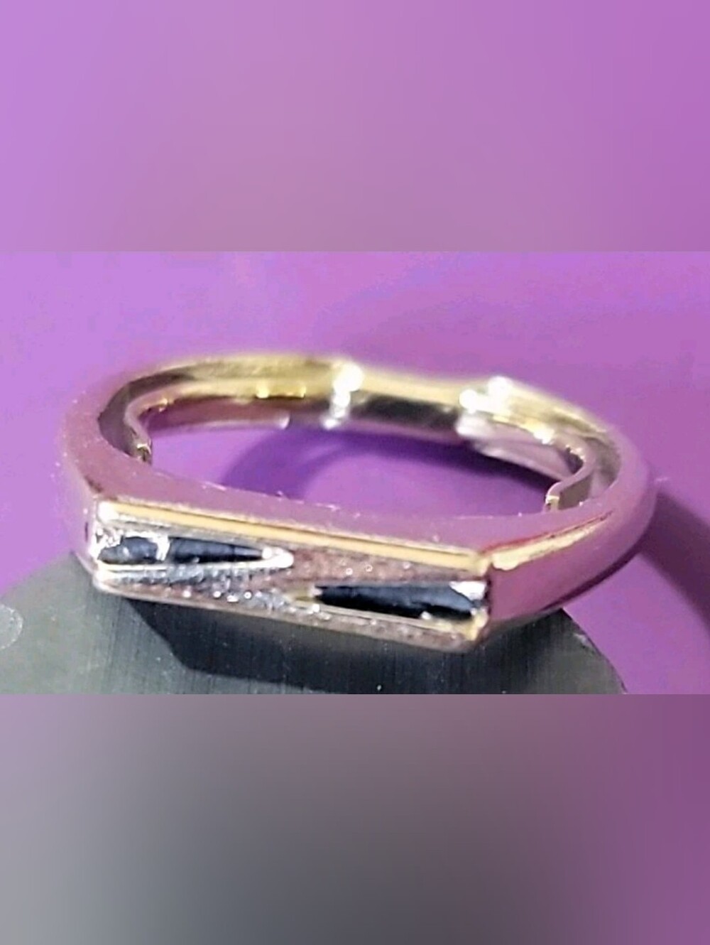 Silver-Tone Metal Band Ring Size 7 Adjustable Sizable Open Band